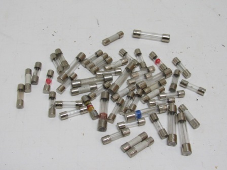Lot Of 50 Reclaimed Fuses (These Came From Stripped Games) (Untested / All Different Values) (Item #20) $9.99